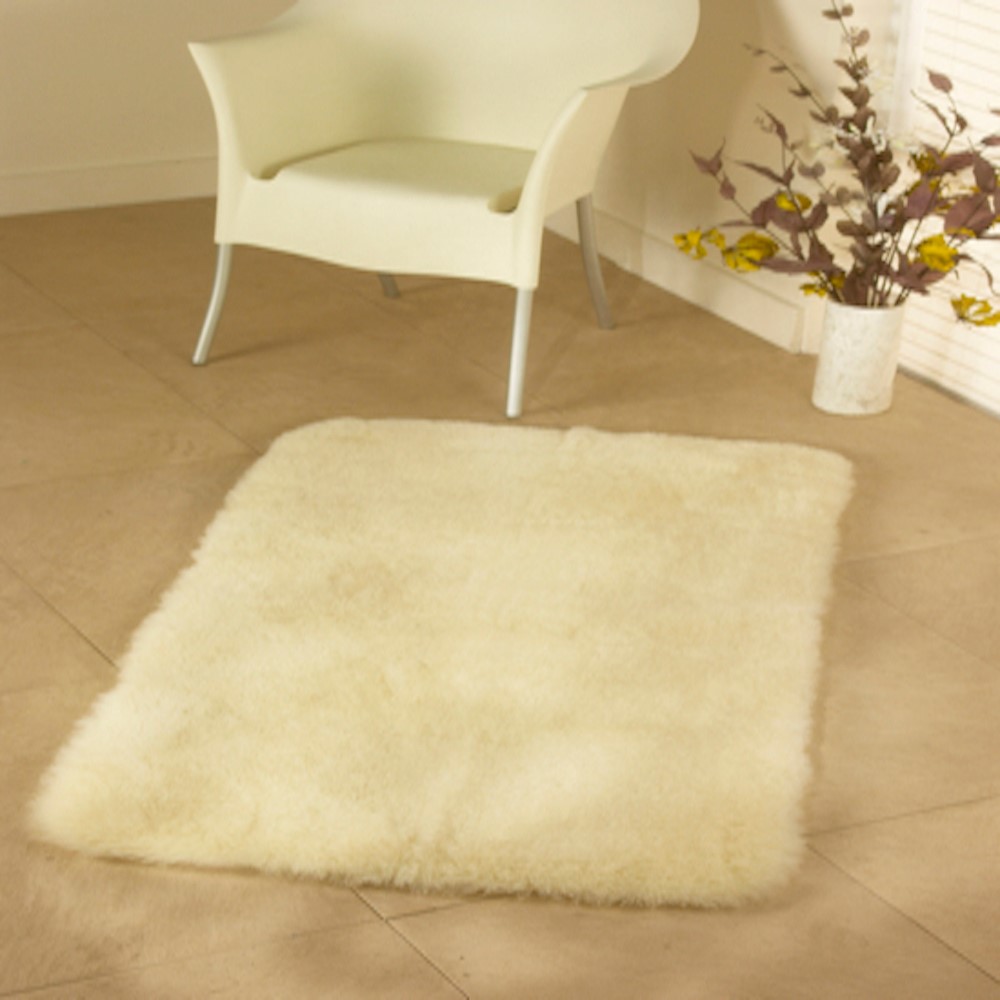 Luxurious Wool Rug's Natural Oblong